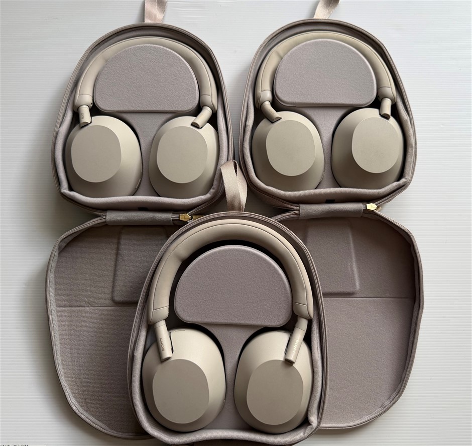 Sony WH-1000XM5 Noise Cancelling Wireless Headphones - Silver (Lot of 3)