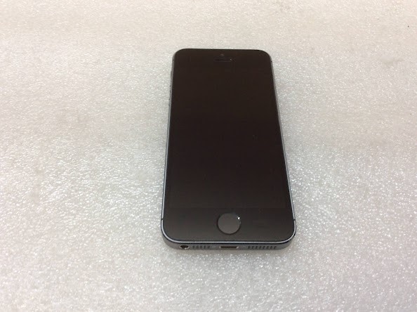 Apple iPhone 5s (A1533) Phone 32GB