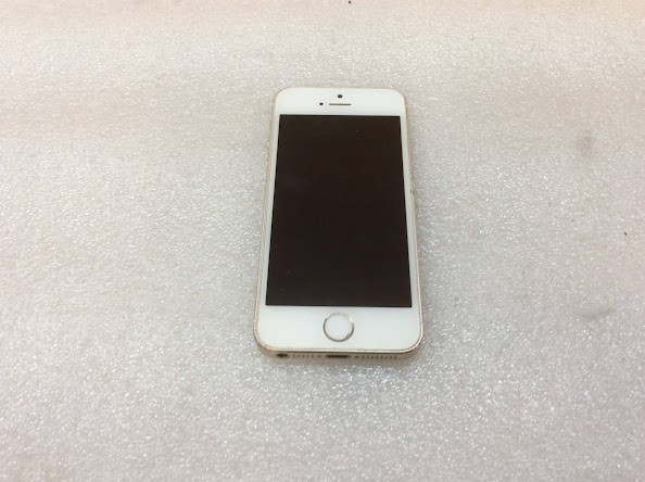 Apple iPhone 5s (A1530) Phone 16GB