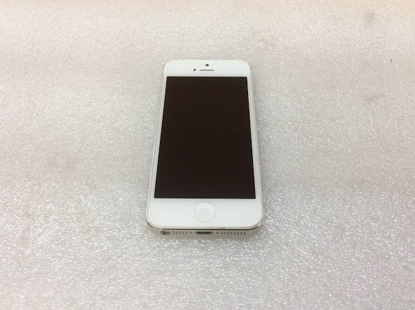Apple iPhone 5 (A1429) Phone 32GB