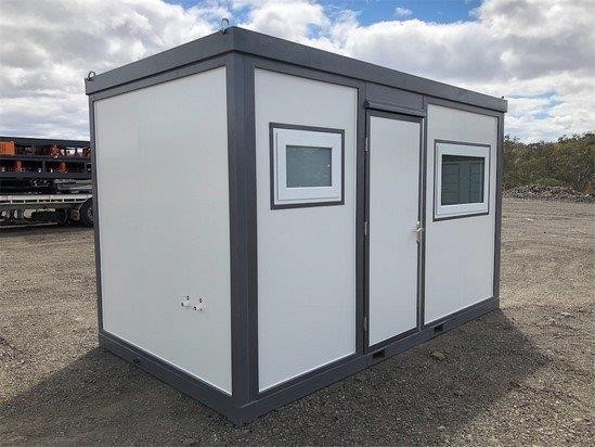 Accommodation & Shower / Toilet Block Unit (Unused)