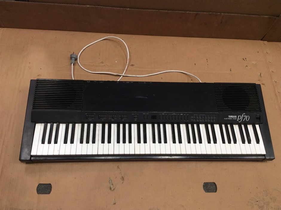 Yamaha PF70 Electric Piano Keyboard