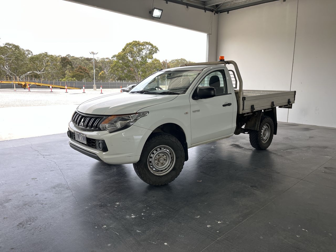 2017 Mitsubishi Triton 4X2 GLX MQ Manual Cab Chassis