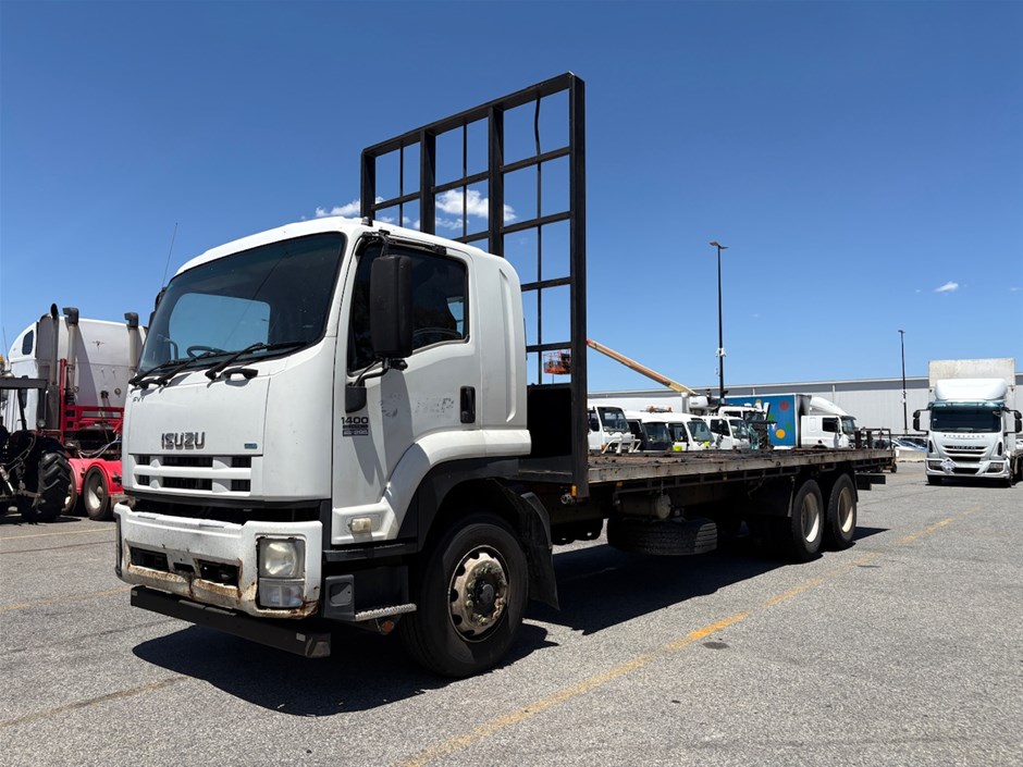 2012 Isuzu FH FVZ 1400 LONG 6 x 4 Tray Body Truck