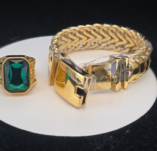 18K Gold-Plated Mixed Lot of 2 items