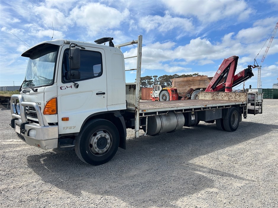 2008 Hino GH 500 4 x 2 Crane Truck Auction (0001-3036218) | Grays Australia