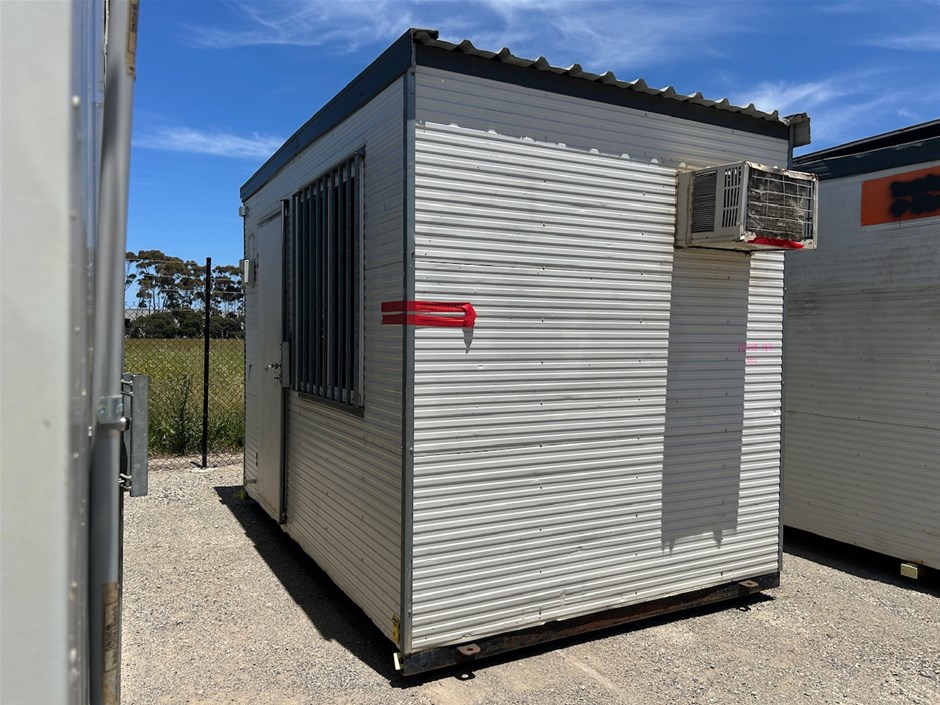 <p>1 x Portable Building</p>