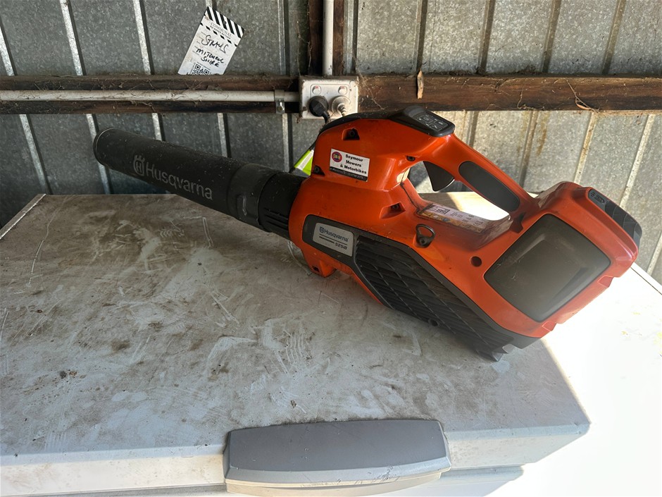 Husqvarna 525iB Blower + Battery