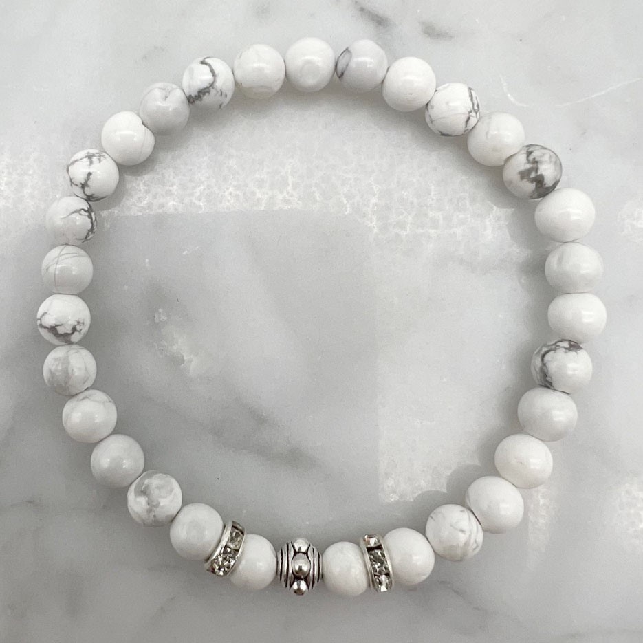 6mm Howlite & Rhinestone Stretch Beaded Bracelet