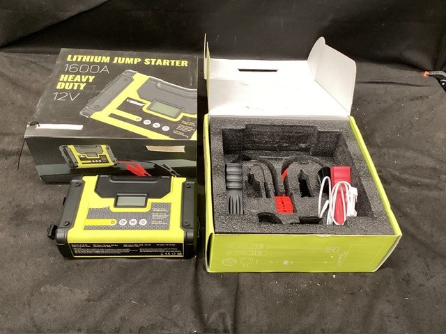 Lithium 1600A Heavy Duty 12V Jump Starter