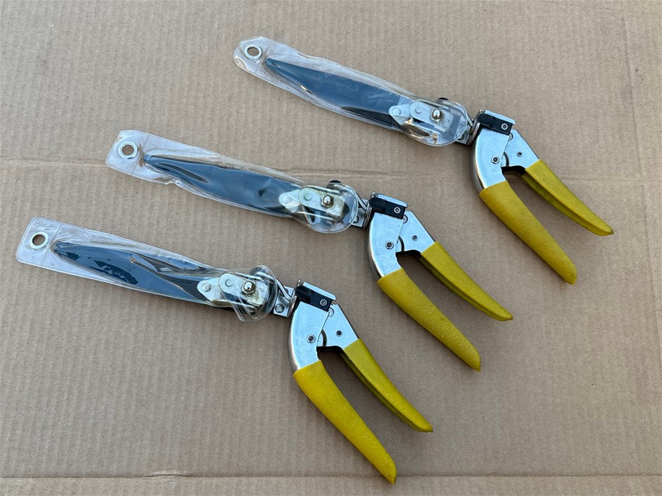 Garden Grass Shears, Rotatable Handle x 3 units, NEW