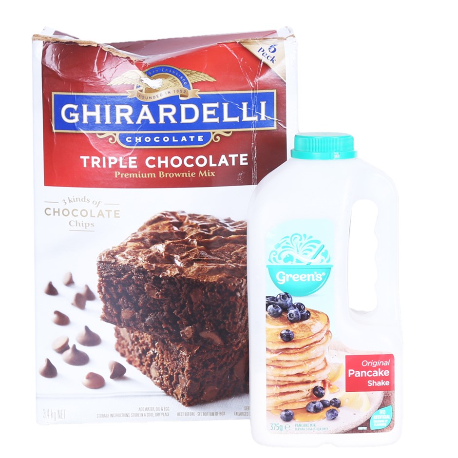 8 x Assorted Pancake & Brownie Mix, Comprising: 7 x GREEN'S Original Pancak