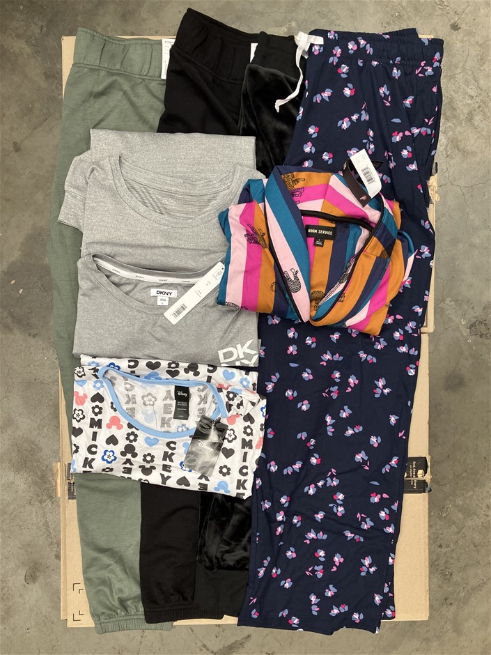8 x Assorted Women's Sleep/Lounge Wear, Size L, Incl: DKNY, 90DEGREE, ROOM