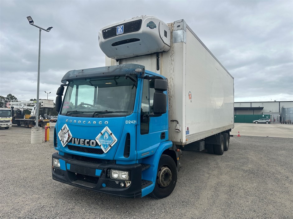 2014 Iveco EuroCargo 6 x 2 Refrigerated Body Truck