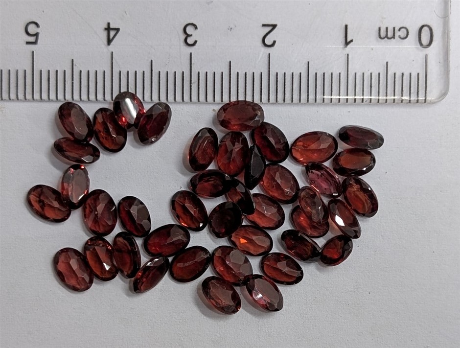 20 carats GARNET Gemstones