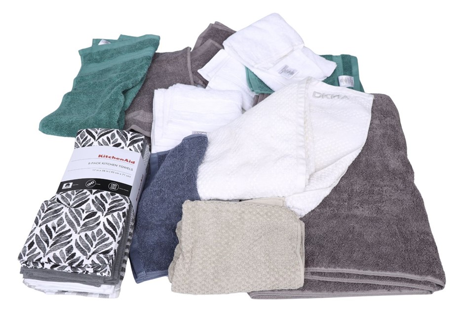 17 x Assorted Bath Body And Hand Towels & Kitchen Towels, Incl: GRANDIOSE,