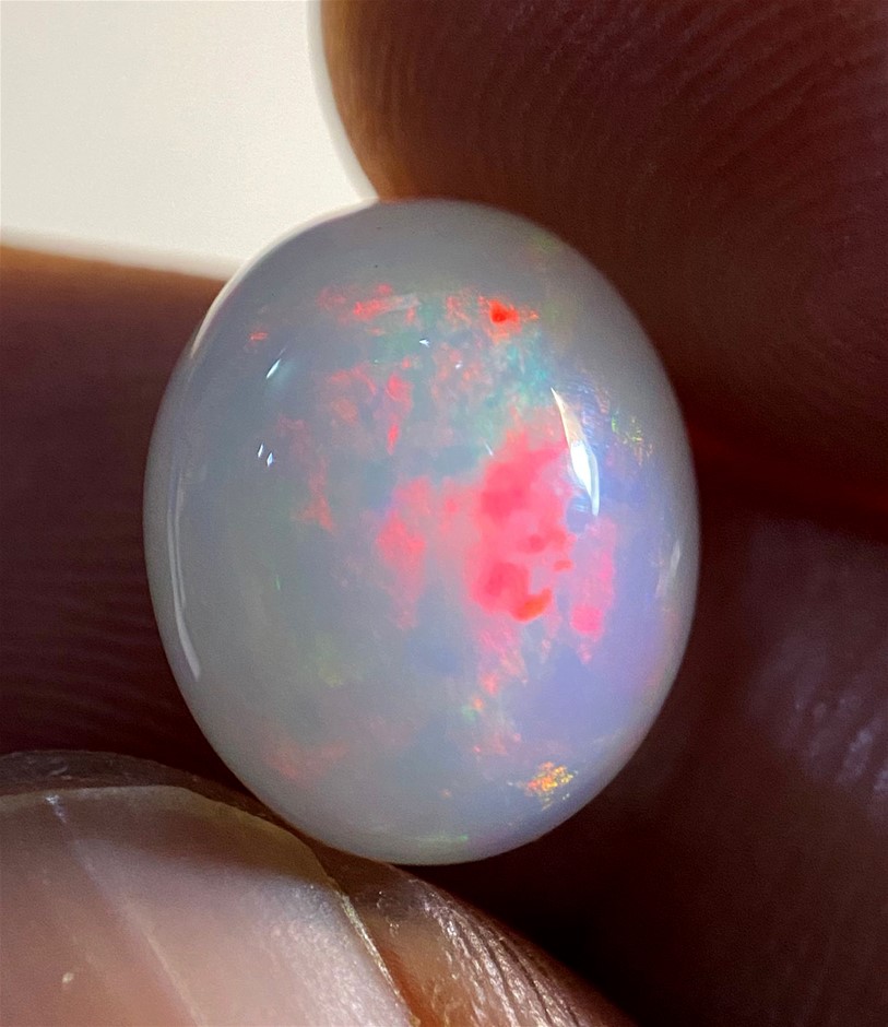 4.50 Carats Spectacular Fiery Opal