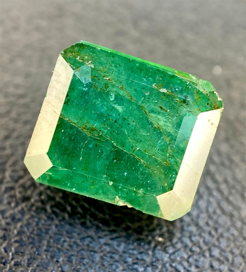 3.65 CT Quality Natural Quality Zambian Emerald