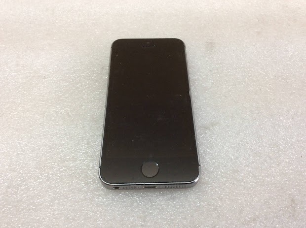 APPLE iPhone 5S (A1530) Phone 32GB