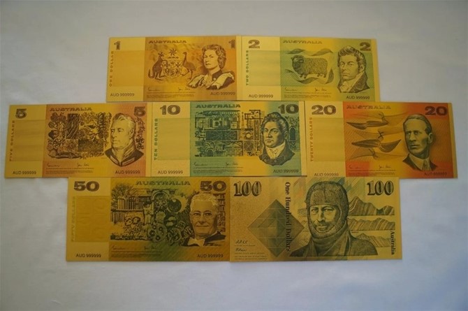 Australia Set of 7 Souvenir Dollar Collection 24k Gold Plated Sleeved Notes