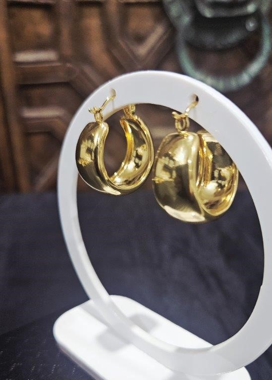 18KGold-filled/Italy Solid Gold Filled Earring -(stamped 18K/Italy)-Warrant