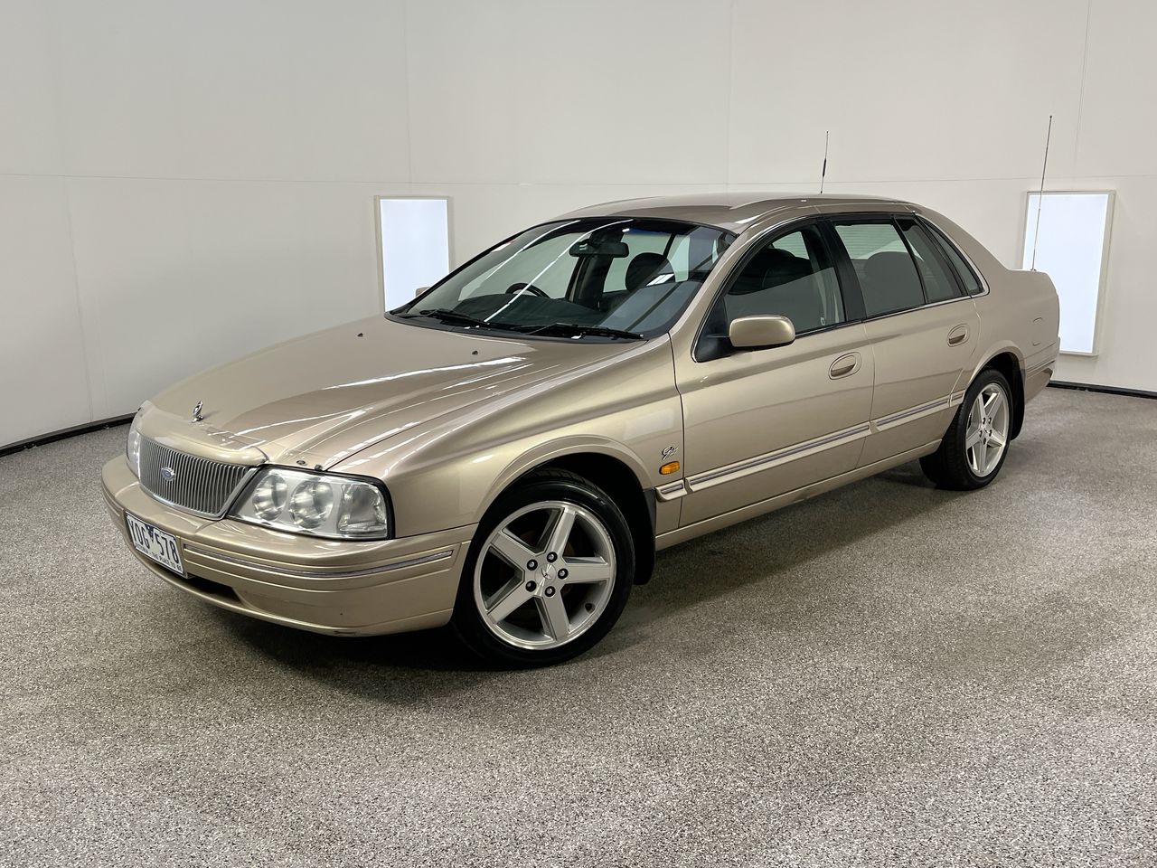 1999 Ford Fairlane Ghia AU Auto 5.0 V8 Sedan