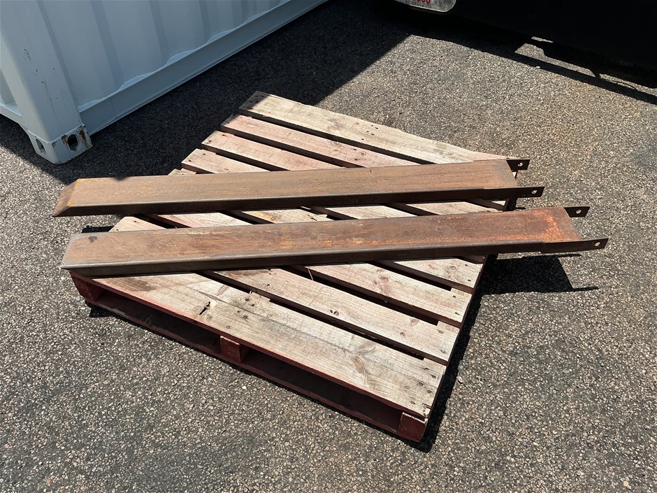 <p>Forklift Tyne Extensions</p>