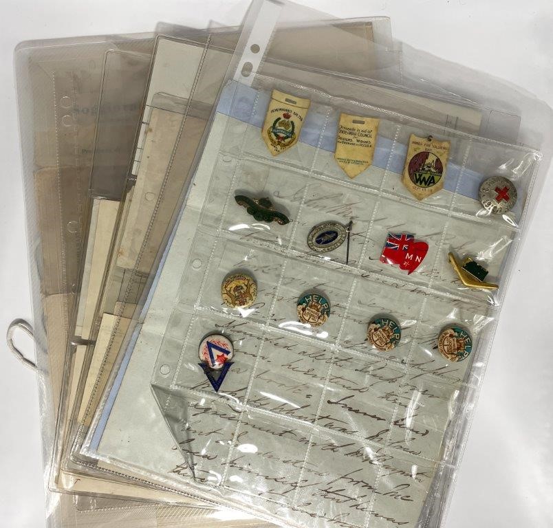 33 x Asstd Documents & Military Badges, AU, Italy, Great Brittain