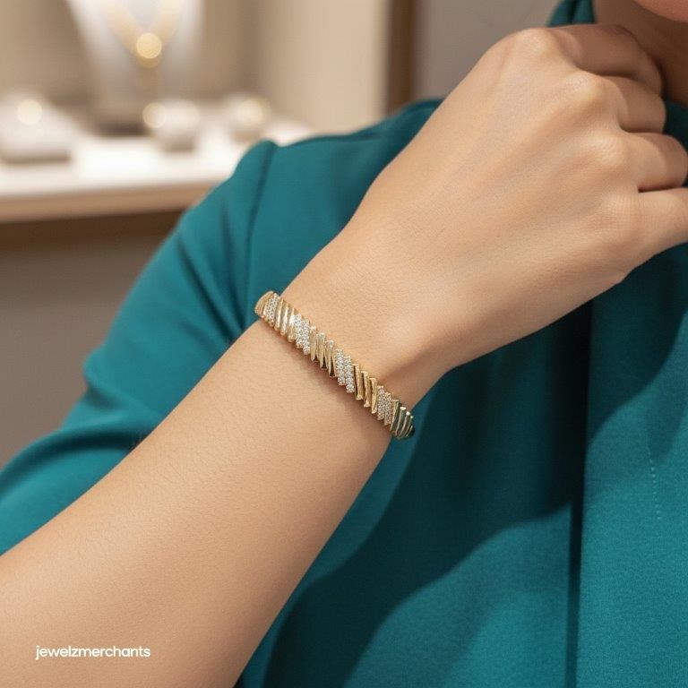 18KGoldFilled/ITALY Solid Yellow Bangle -(Stamped 18KGoldFilled/ITALY)