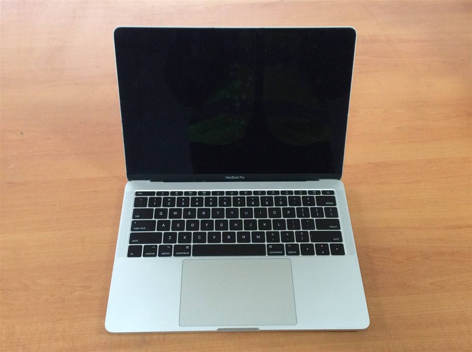Apple MacBook A1708 EMC3164 Laptop Unknown CPU&RAM NO HDD Silver