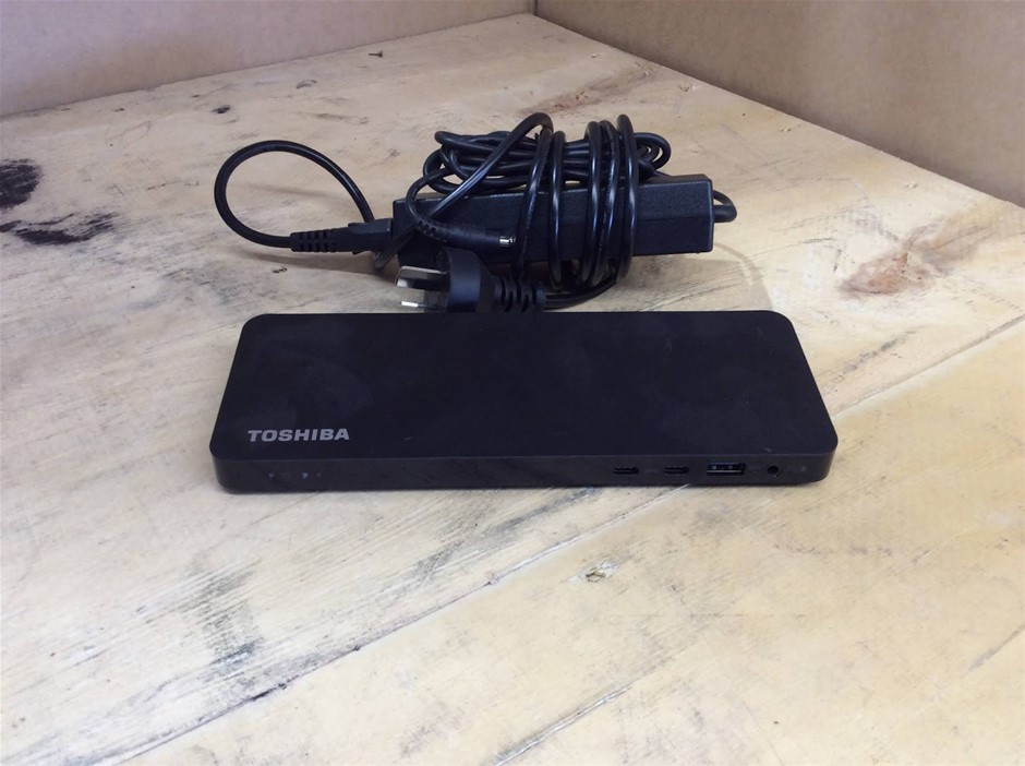 Toshiba Thunderbolt 3 Dock with A16-100P1A AC/DC Power Adapter