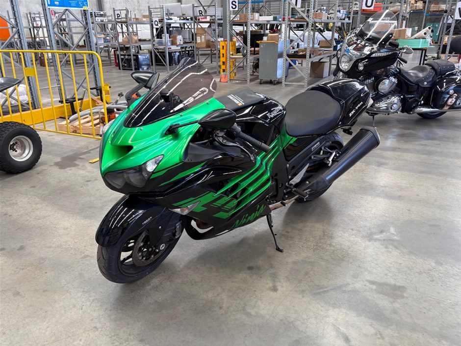 <p>2019 Kawasaki ZX14R Motorcycle</p>