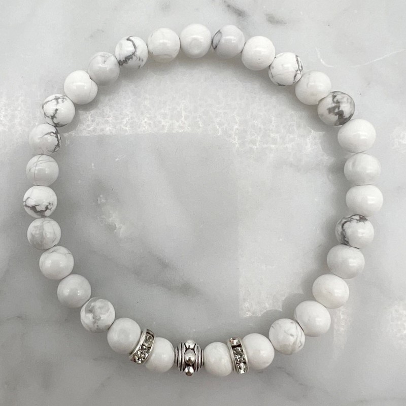 6mm Howlite & Rhinestone Stretch Beaded Bracelet