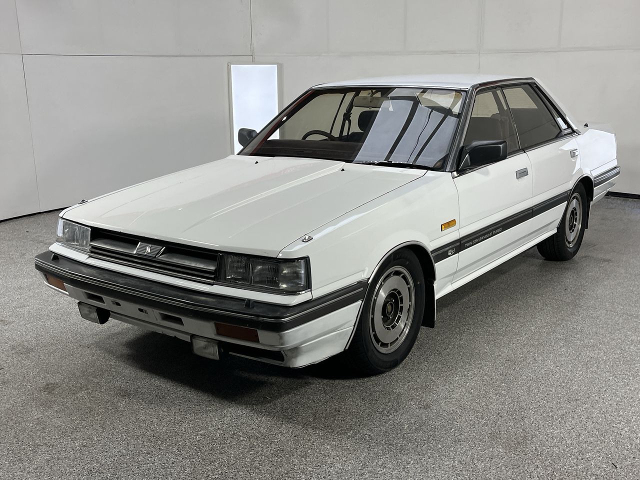 1998 Nissan Skyline IMPORT Automatic Sedan