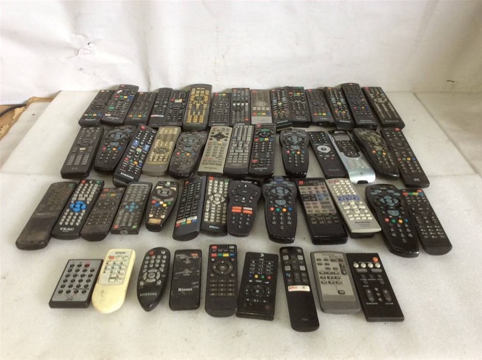 Mix Brand Mix Model Remote Control (Lot of 50)