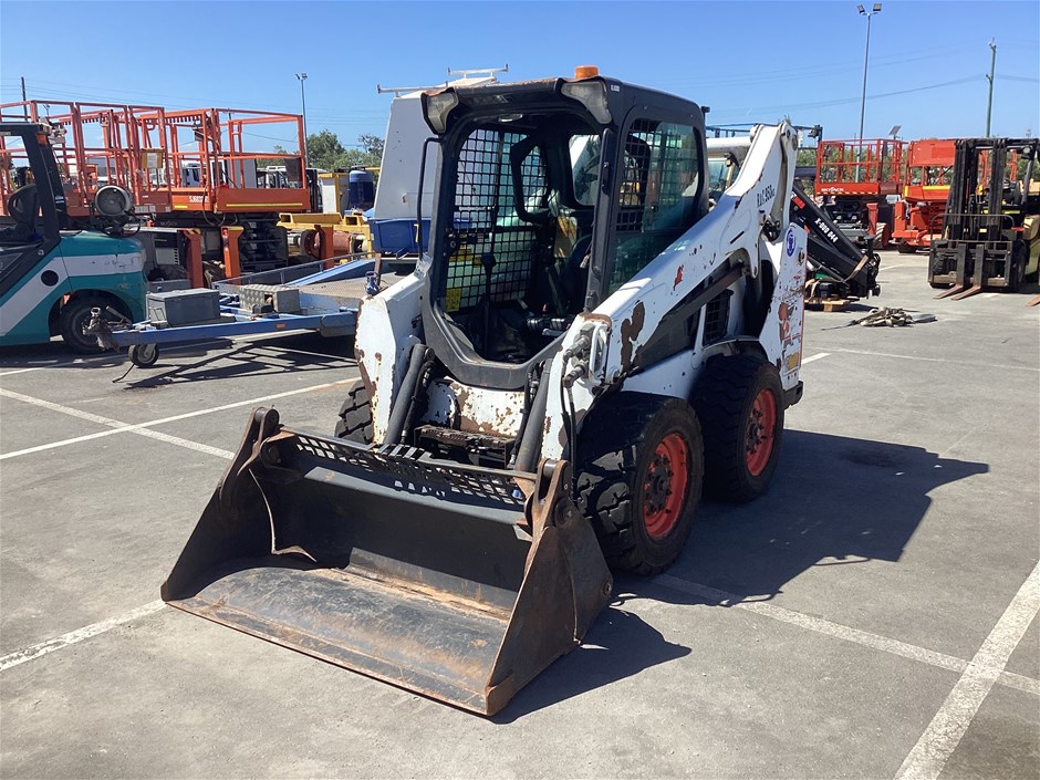 <p>Bobcat S590 Skid Steer Loader (Wheeled)</p>