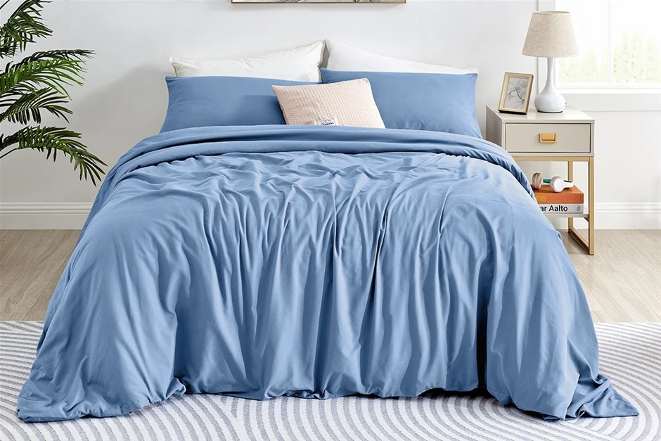 OVELA Ultra Soft Washed Quilt Cover Set (Infinity Blue, Queen)