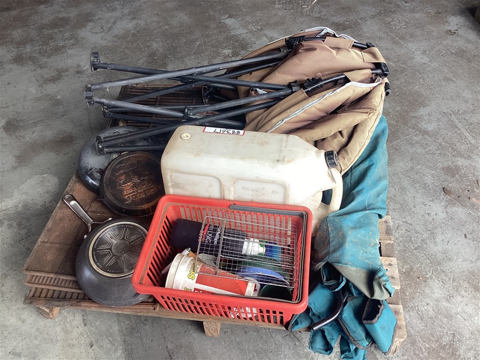 <p>Camping items</p>