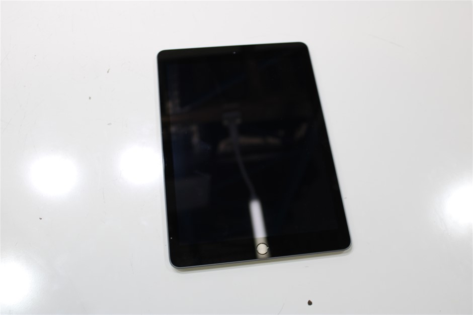APPLE IPAD 5TH GEN WI-FI ONLY A1822