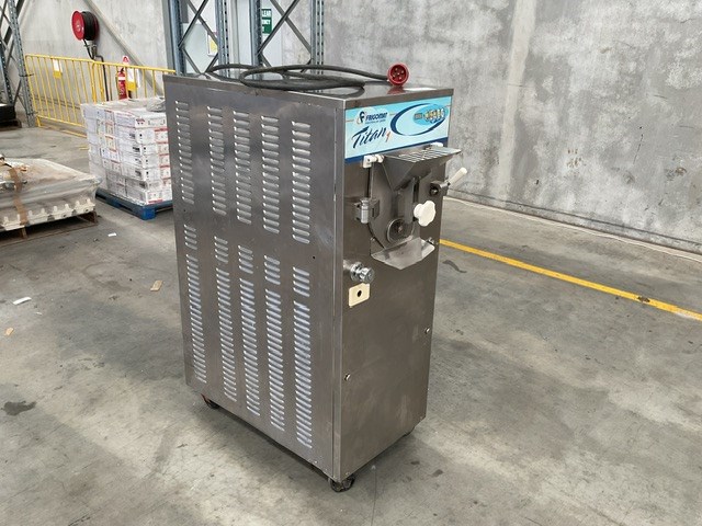 <p>Frigomat Gelato Machine</p>