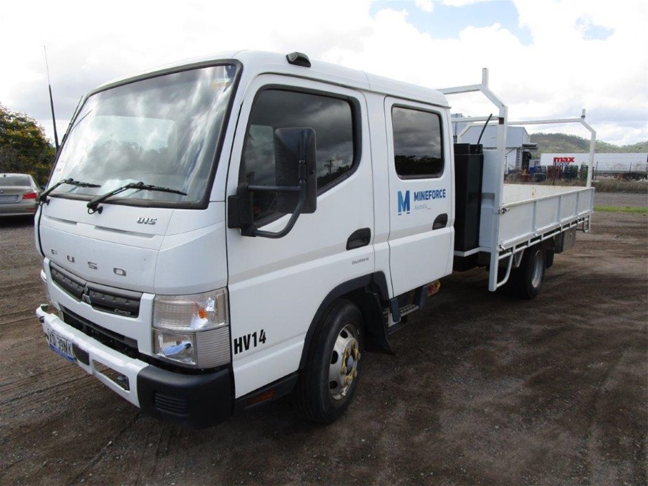 Mitsubishi Fuso Canter 815  Tray Body Truck