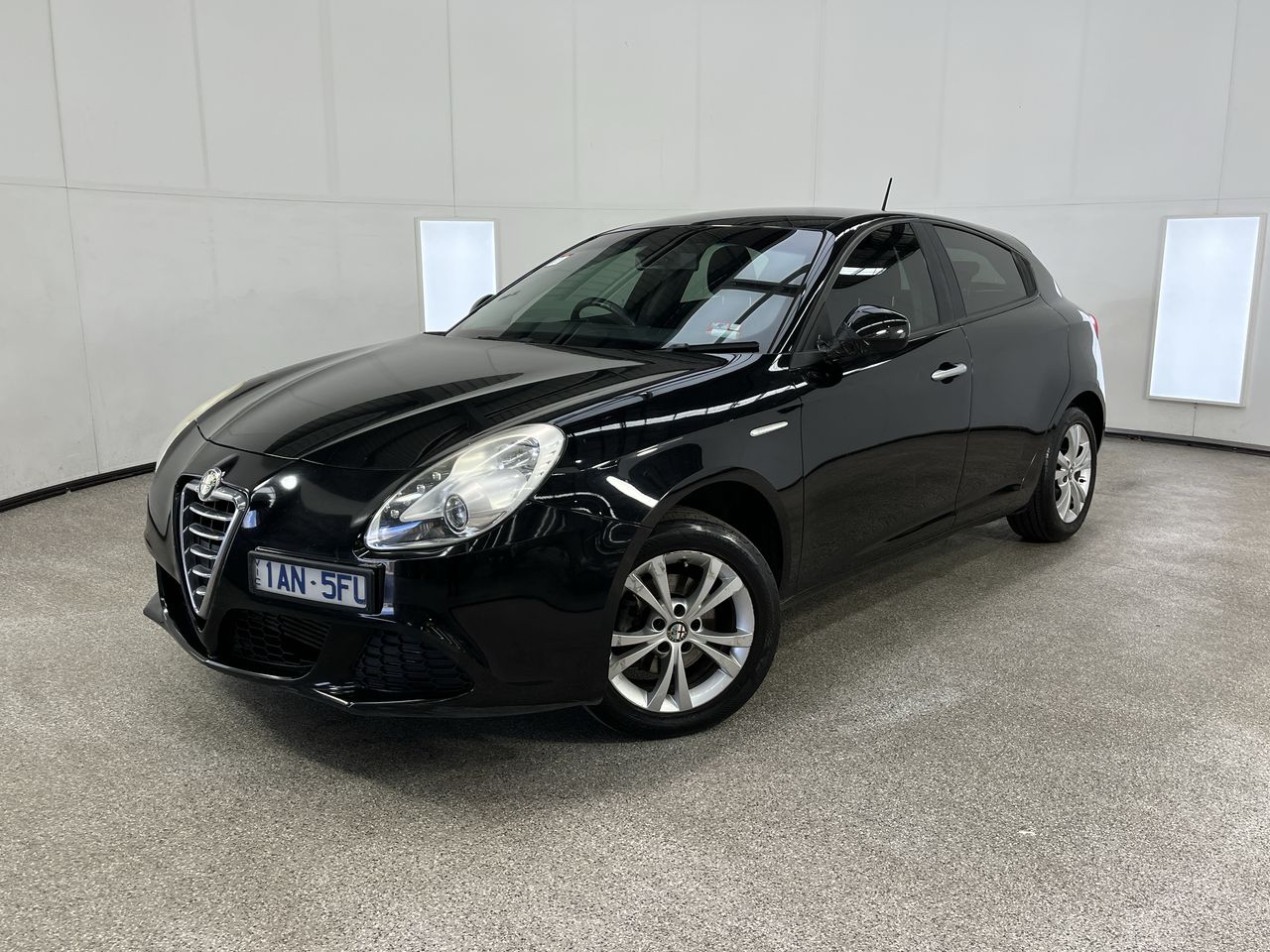 2013 Alfa Romeo Giulietta Manual Hatchback