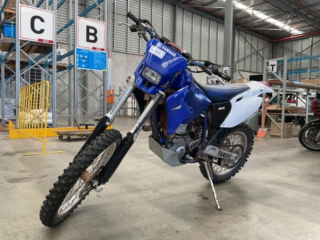 <p>2002  Yamaha YZR WR426F Motorcycle</p>