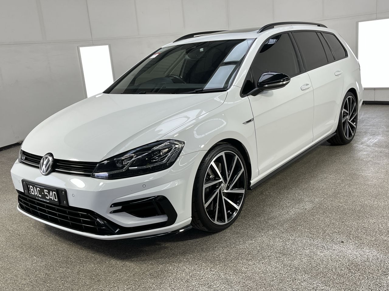 2018 Volkswagen Golf R GRID EDITION A7 Automatic Wagon