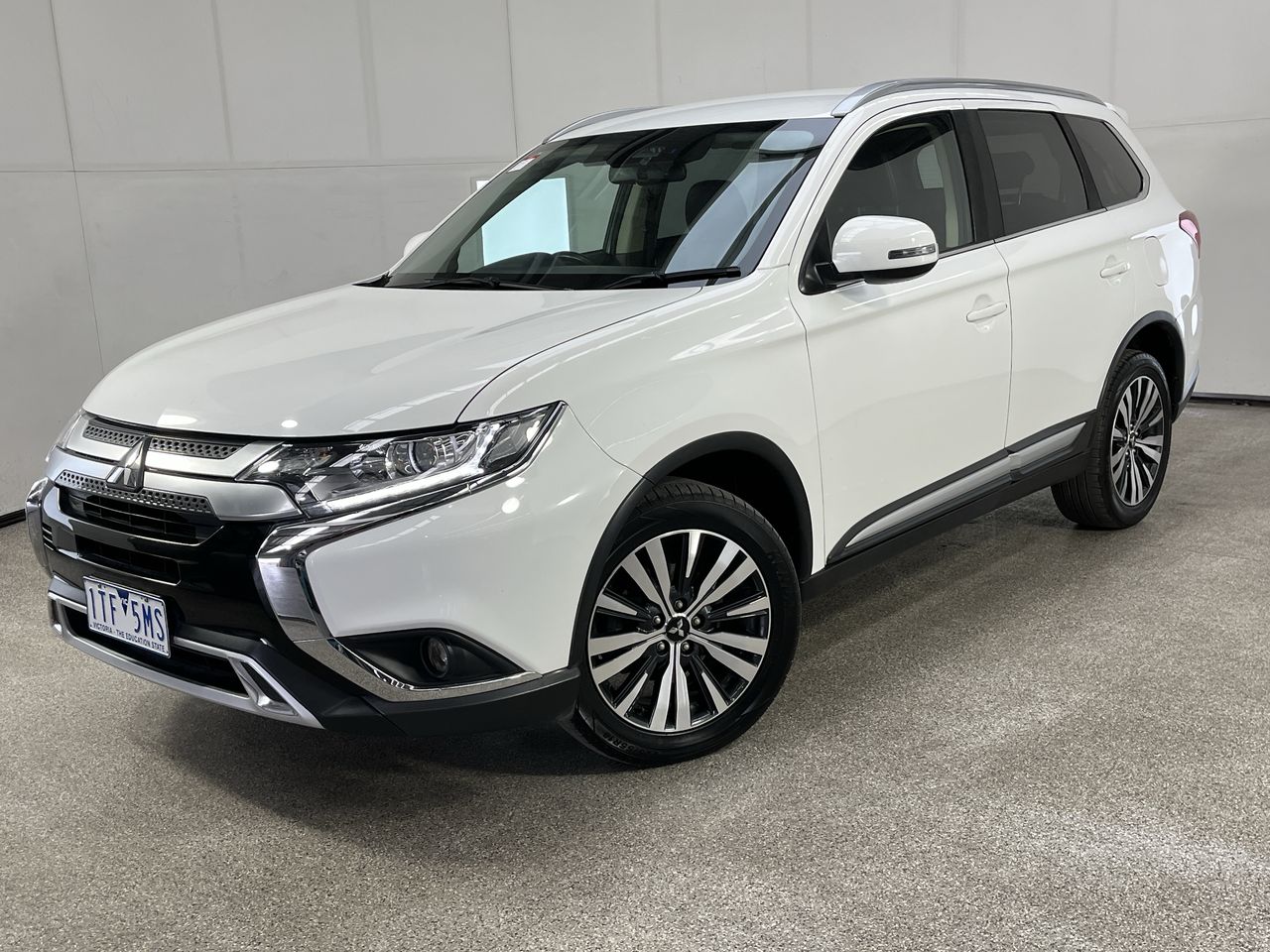 2018 Mitsubishi Outlander LS AWD ZL Turbo Diesel Automatic 7 Seats Wagon