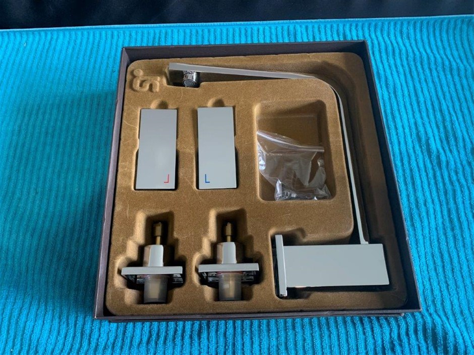 New in Box Simply Inspiring Spilze Series Wall Mount Swivel Tap- Qty 1