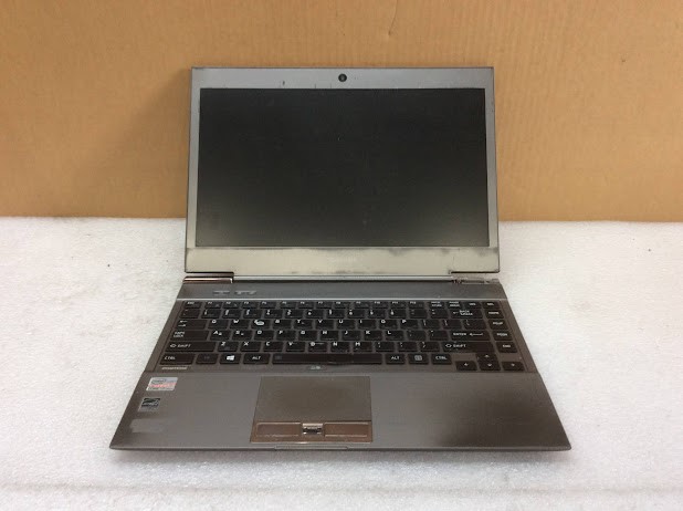 TOSHIBA PORTEGE Z930 Laptop I7-3687U 4GBRAM/128GB