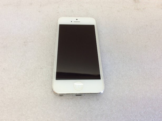 Apple iPhone 5 (A1429) Phone 32GB