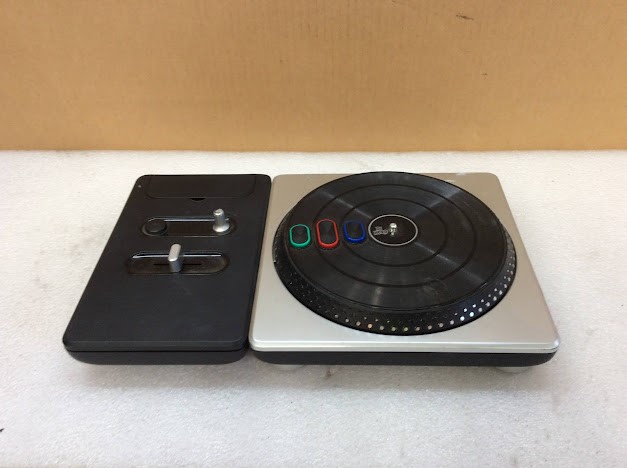 DJ Hero Wireless Turntable Controller for PS2&PS3