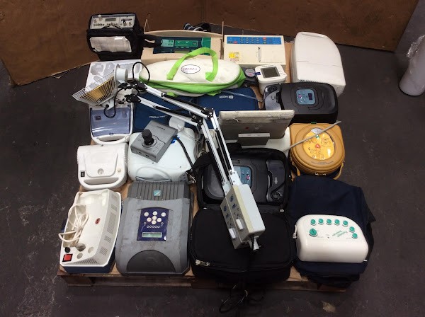 Schiller Cardiovit AT-1 electrocardiograph&Omron Blood Pressure Monitor